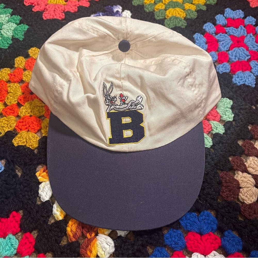 Vintage 1993 Looney Toons Bugs Bunny Baseball Cap - Gem